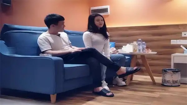 狂搞一字马蜜桃臀瑜伽妹 湿身爆操极致柔韧体位老色批福利社—lsp福利社老色批福利社