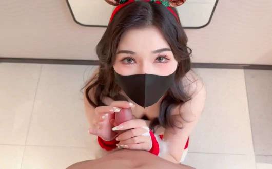 性感小麋鹿穿黑丝在圣诞节含住鸡巴 (5)